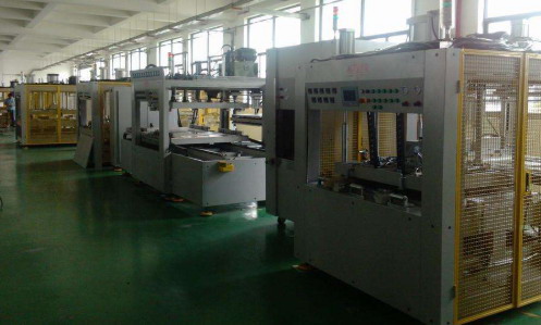 自動(dòng)超聲波熔接機(jī).jpg